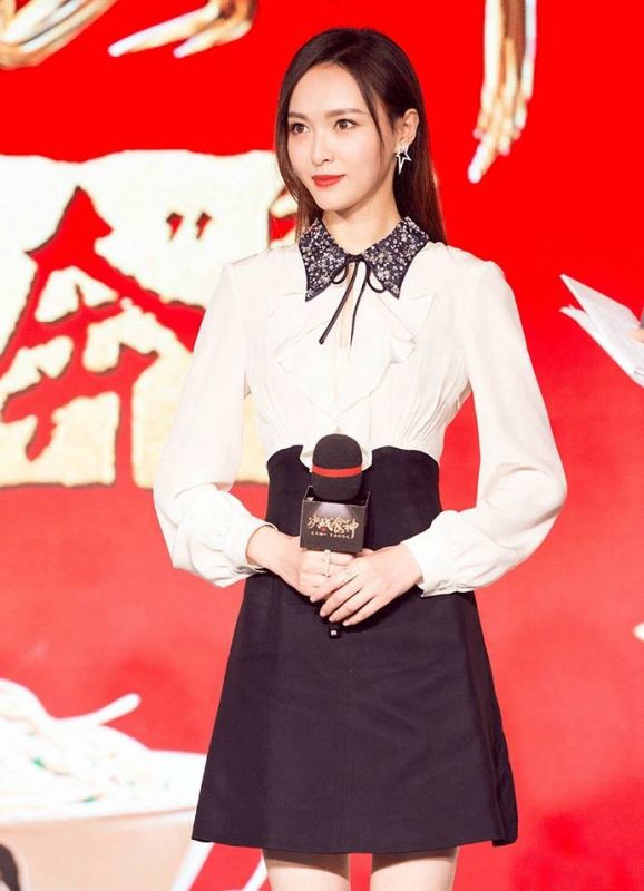 跟着杨幂宋茜刘亦菲学穿连身裙,实力证明「懒人」才是最美的!|种草机