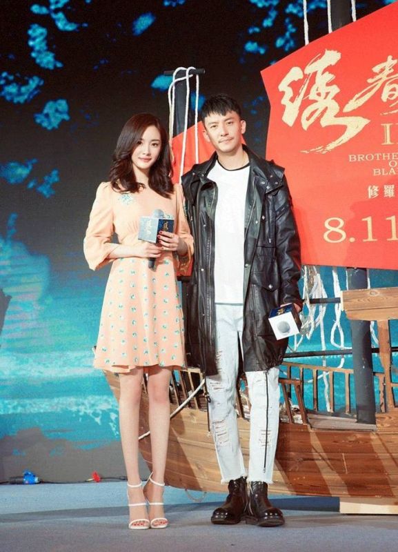 跟着杨幂宋茜刘亦菲学穿连身裙,实力证明「懒人」才是最美的!|种草机