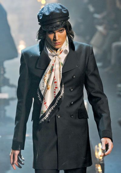 Galliano11秋冬男装 复古时髦的戏剧化表演